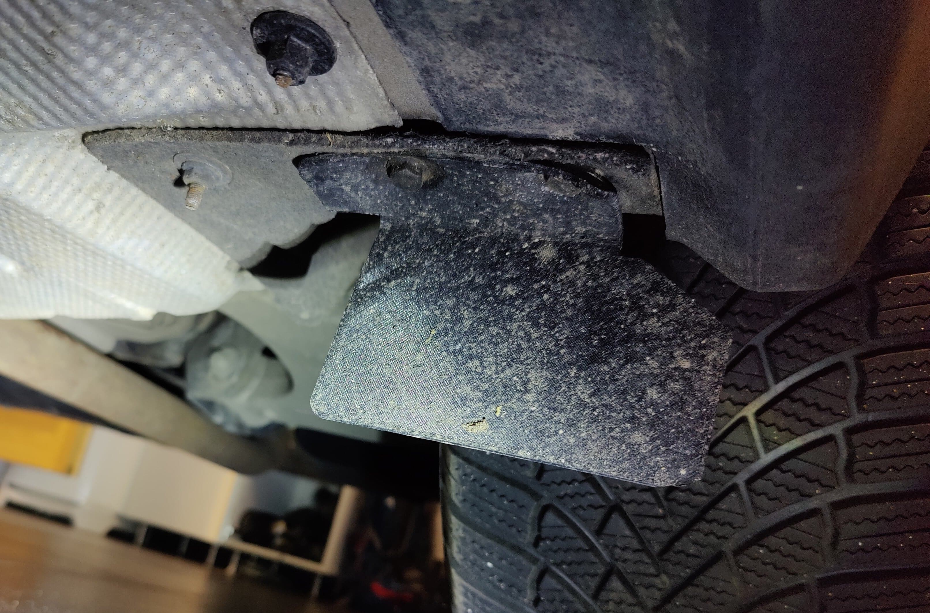 Rear-Wheel Splash Deflector Set
